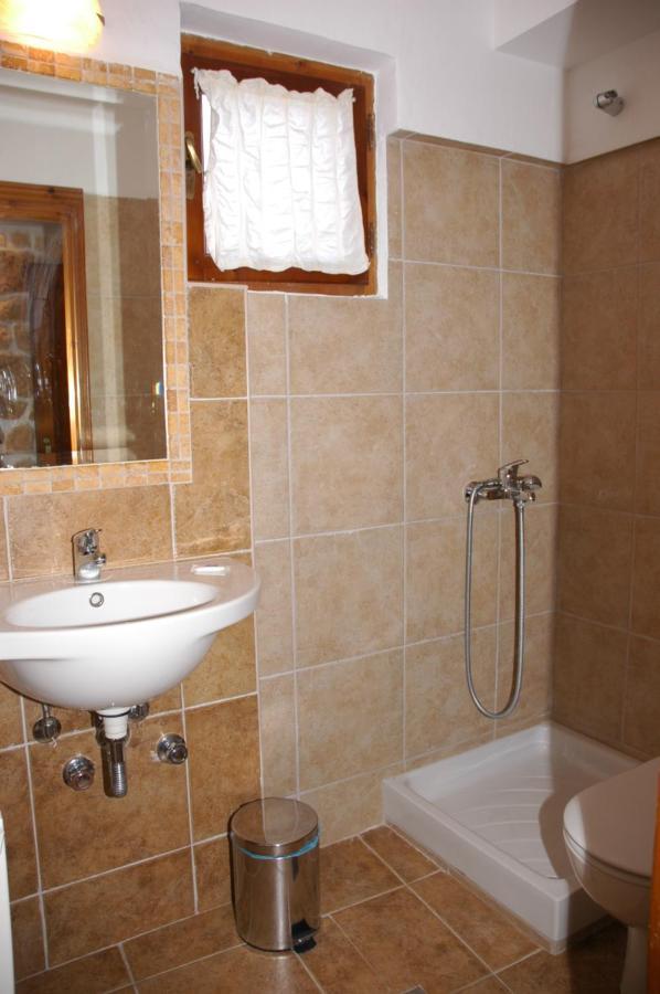 Guesthouse Papanikolaou Litochoro Zewnętrze zdjęcie
