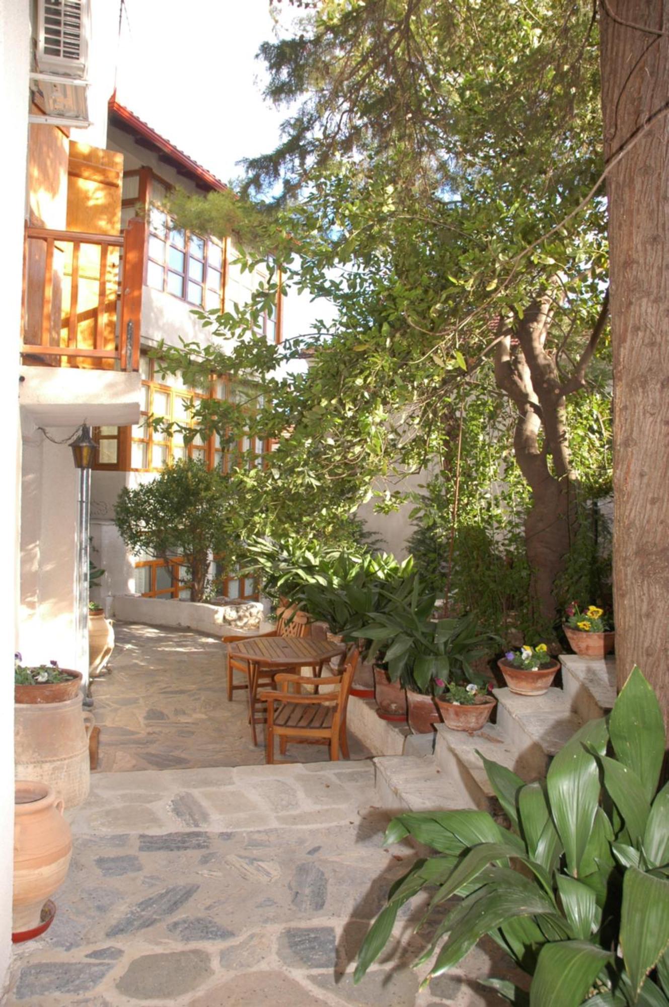 Guesthouse Papanikolaou Litochoro Zewnętrze zdjęcie